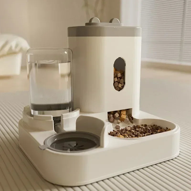 Automatic Feeder With Water Dispenser