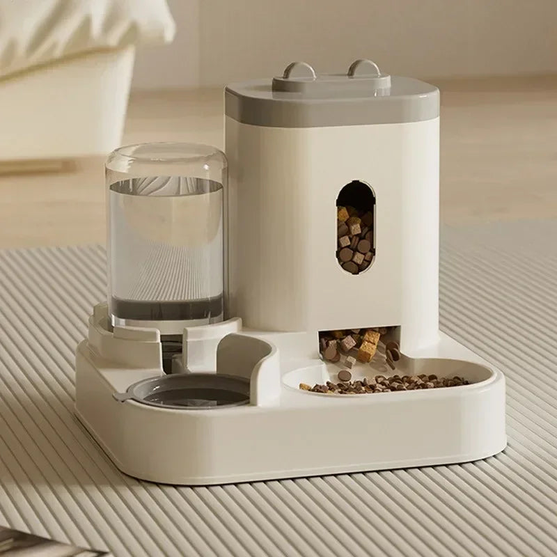 Automatic Feeder With Water Dispenser